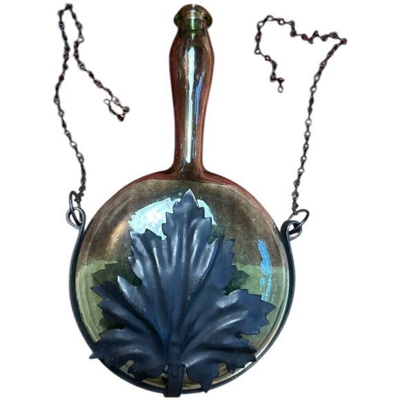 Vintage Metal Leaf Green Decorative bottle with Chain - Picture 1 of 5